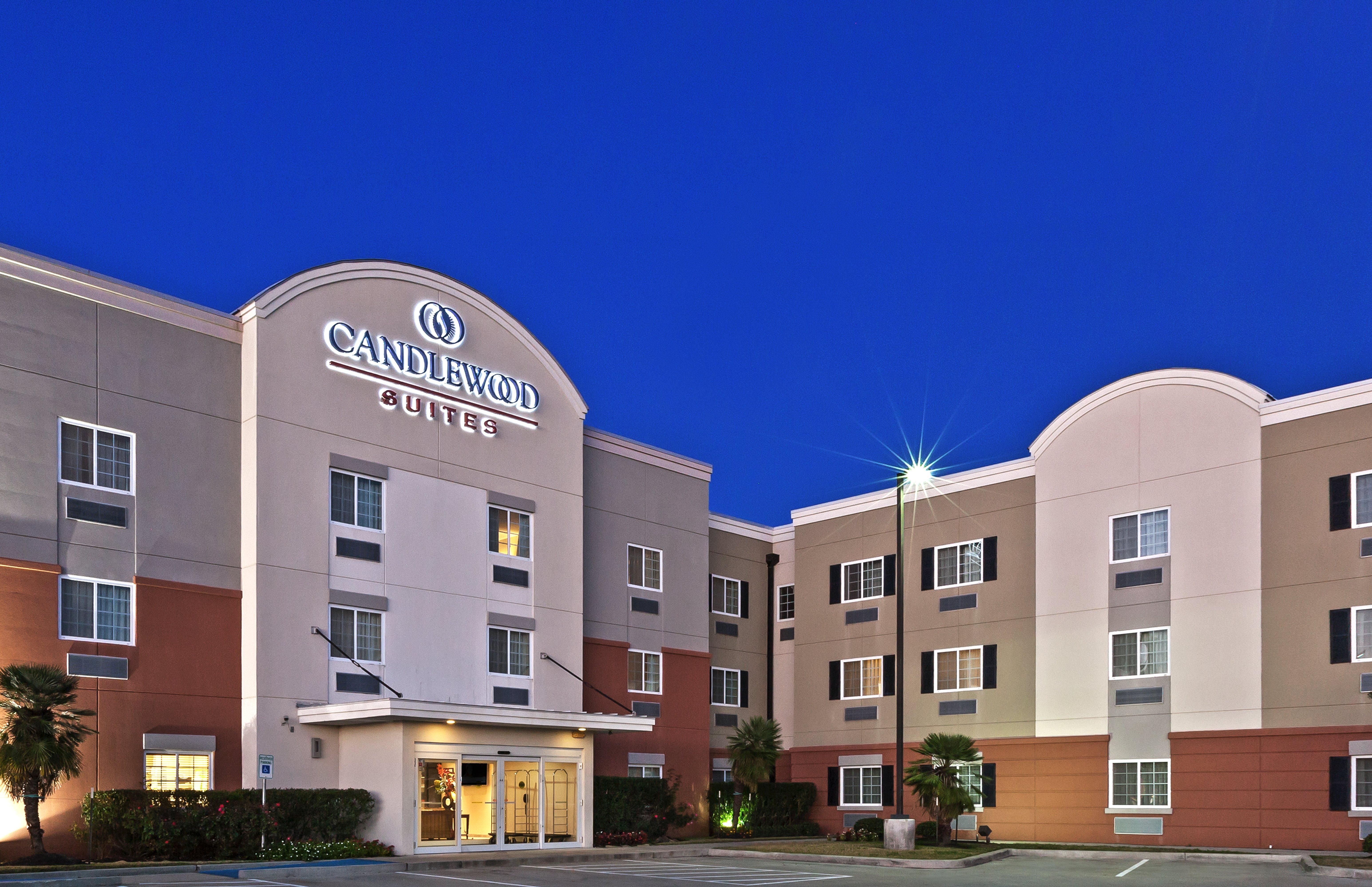 Candlewood Suites Pearland By Ihg Exterior photo